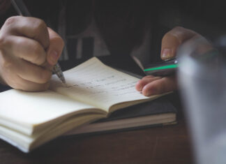 Elektroniczna ewidencja oprysków już obowiązuje. Sprawdź, kogo dotyczą nowe przepisy w 2026 roku dokumenty